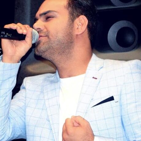 سیامک عباسی ما همو داریم